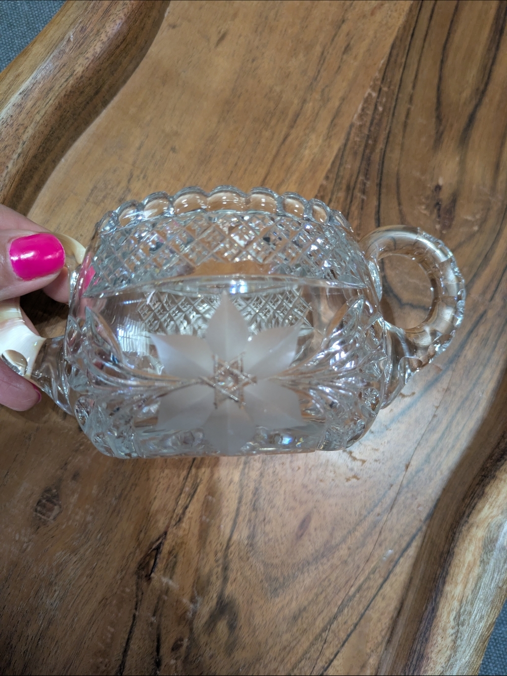 Clear Crystal Sugar Bowl with Handles - Intricate Details - Picture 3 of 5